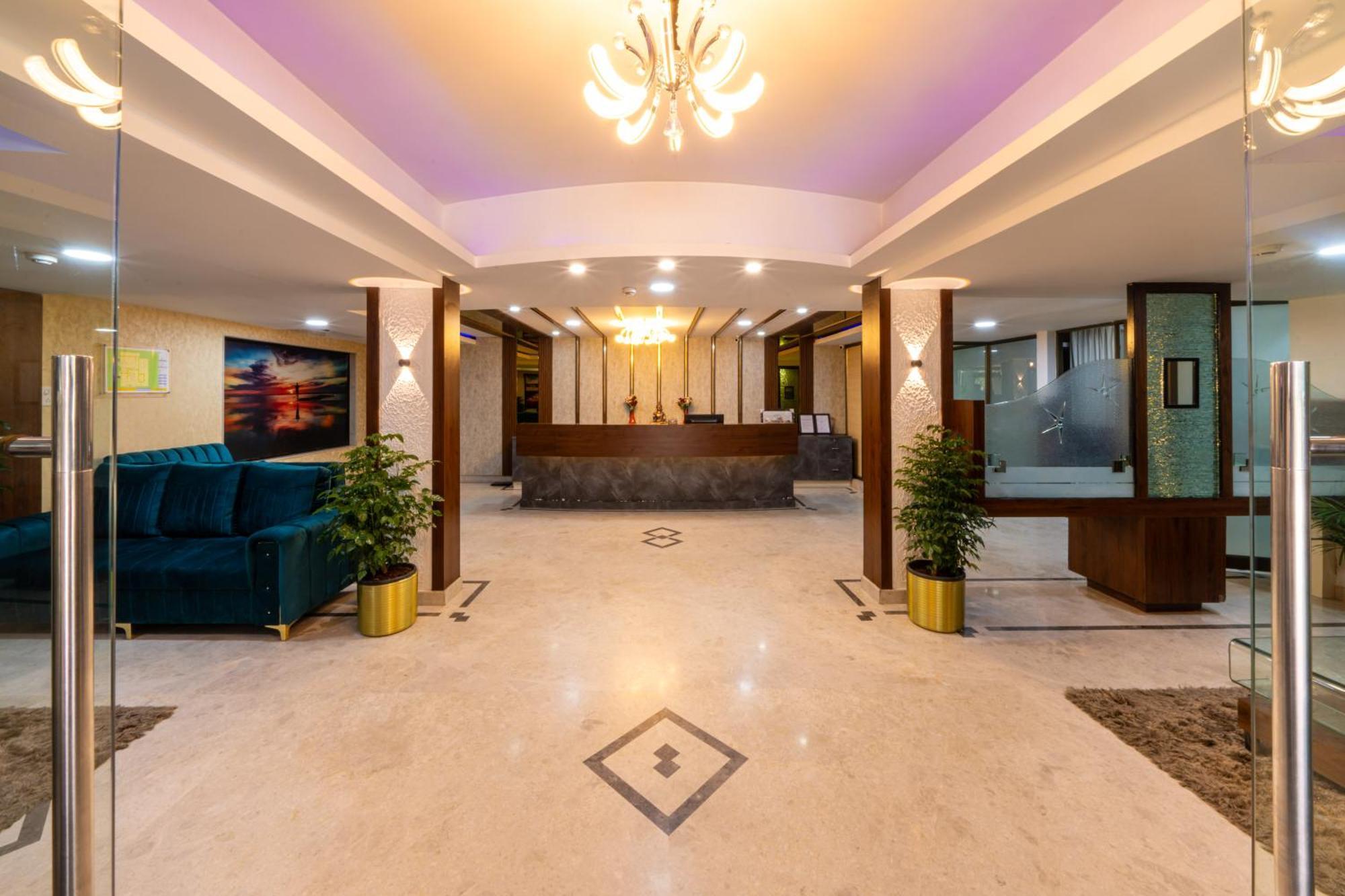 Midtown Suites Marathahalli Bengalúr Exteriér fotografie